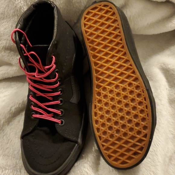 All Black Hitop Vans Sk8 NWOT - Picture 2 of 5